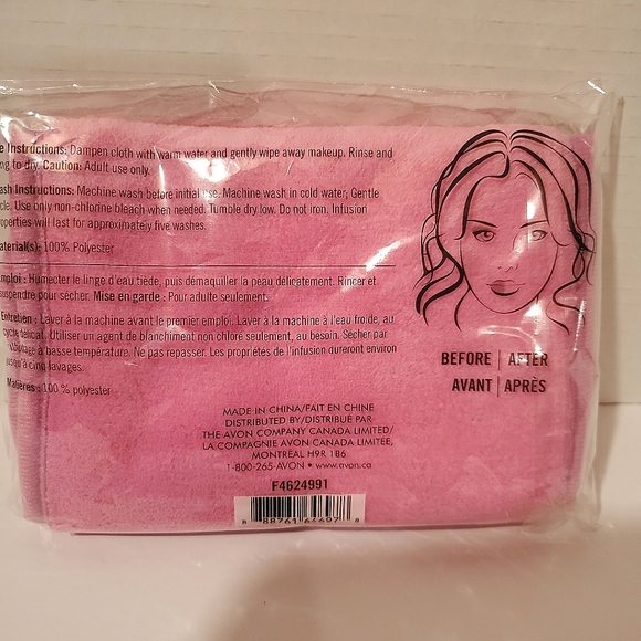 Collagen Infused Makeup Remover Cloths - Picture 2 of 2
